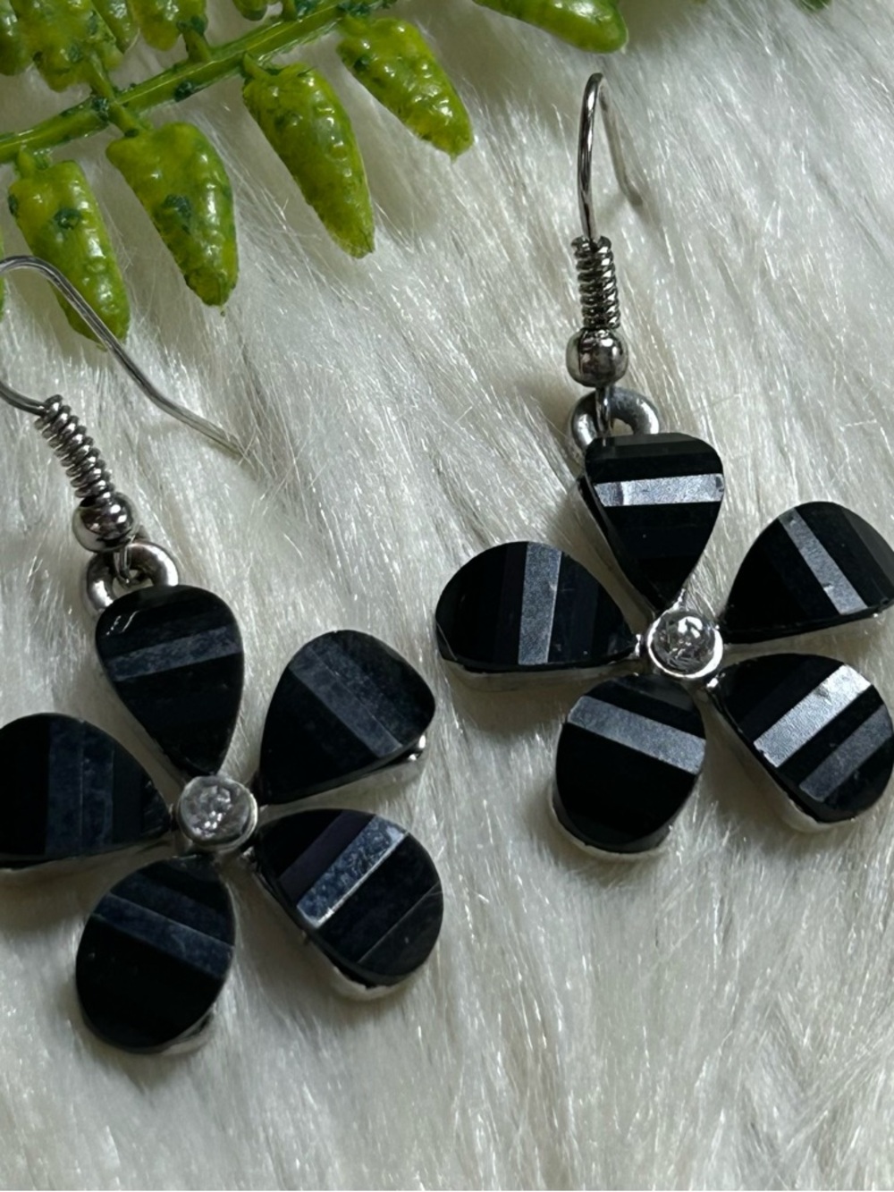 Black Flower glass Dangle Earrings
